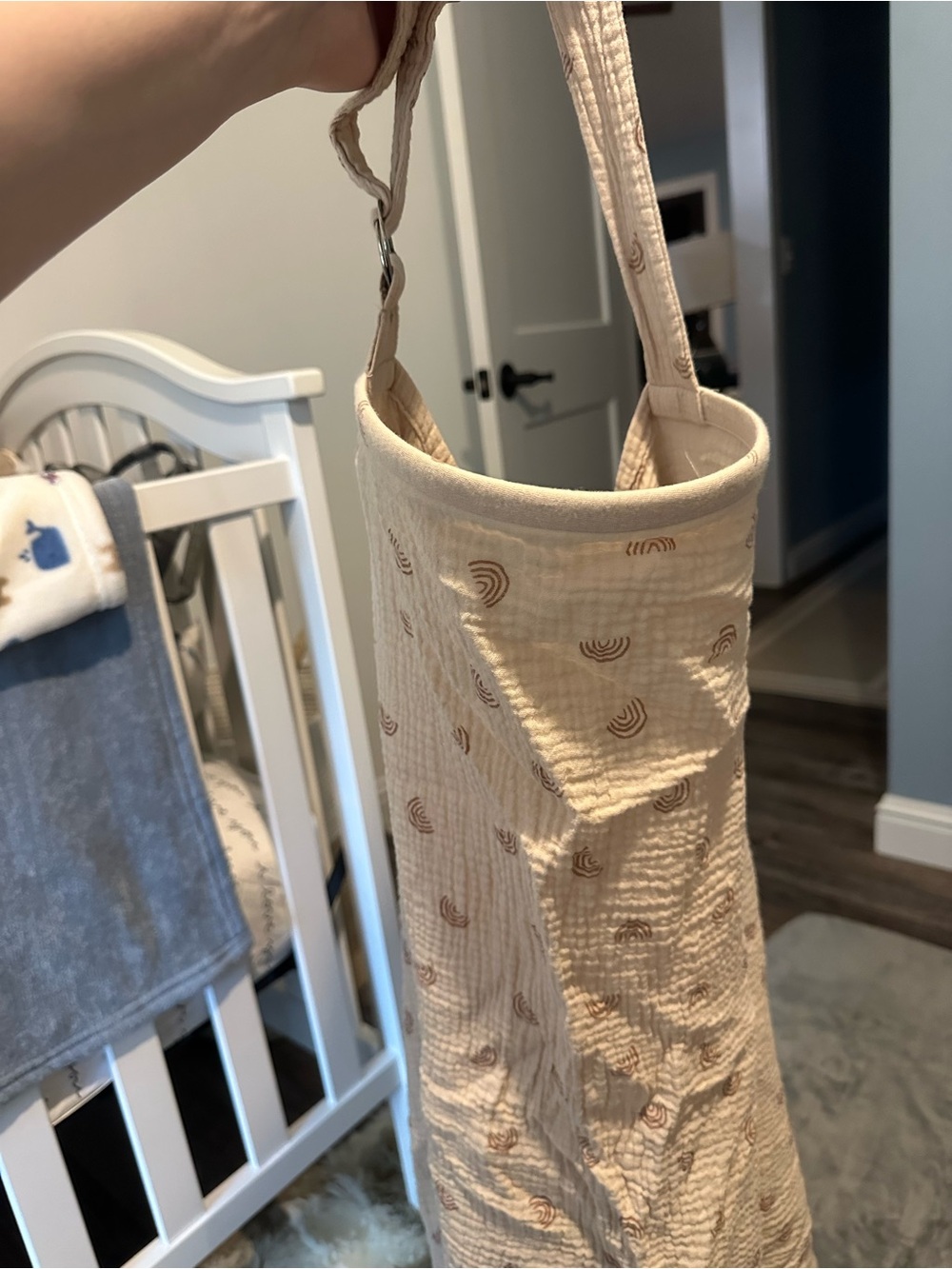 5/$25 Nursing cover